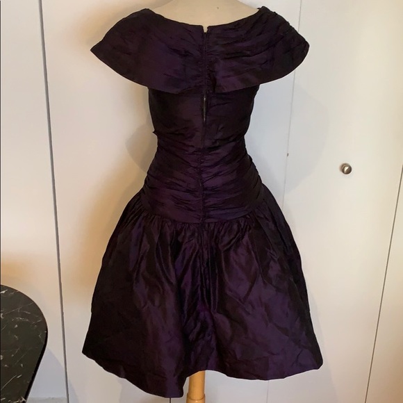 1980s Vintage Hanae Mori Paris Taffeta Dress - Picture 4 of 6